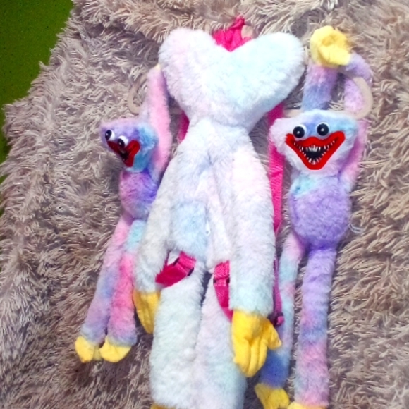 😀💕SOLD Out Cute Cuddly Rainbow Huggy Wuggy And Backpack Set Bundle - Picture 14 of 16